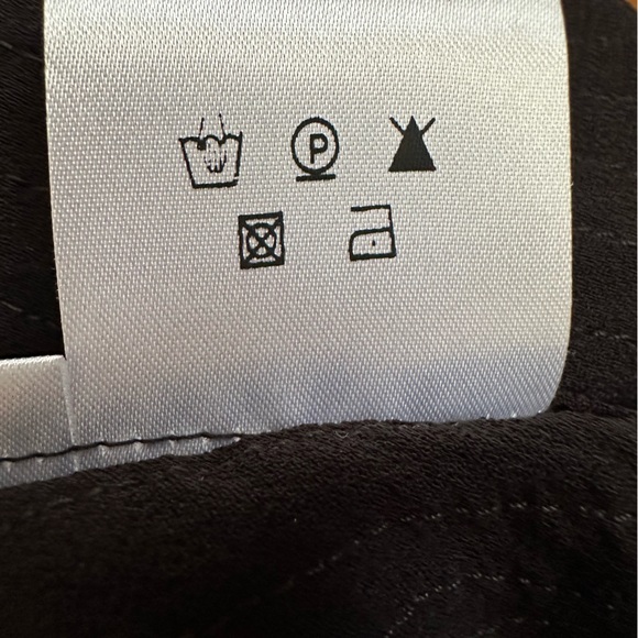 Sequin Top in Black Size Small - Picture 7 of 8